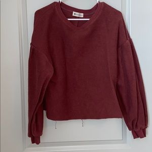 cropped sweatshirt